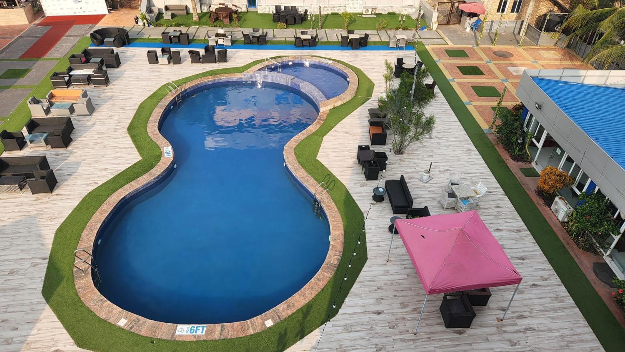 Paradise Beach Resort Lagos Exterior photo