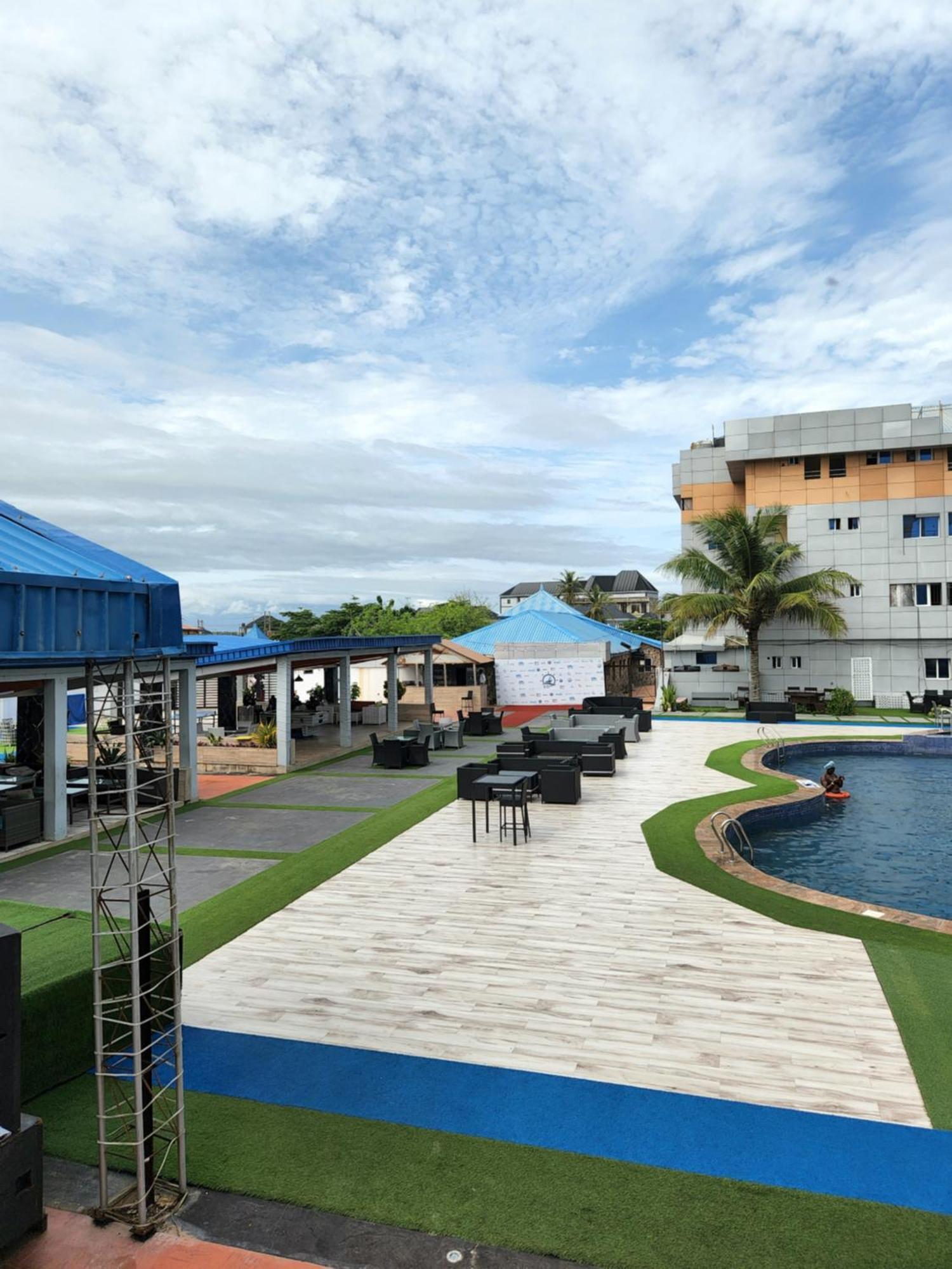 Paradise Beach Resort Lagos Exterior photo